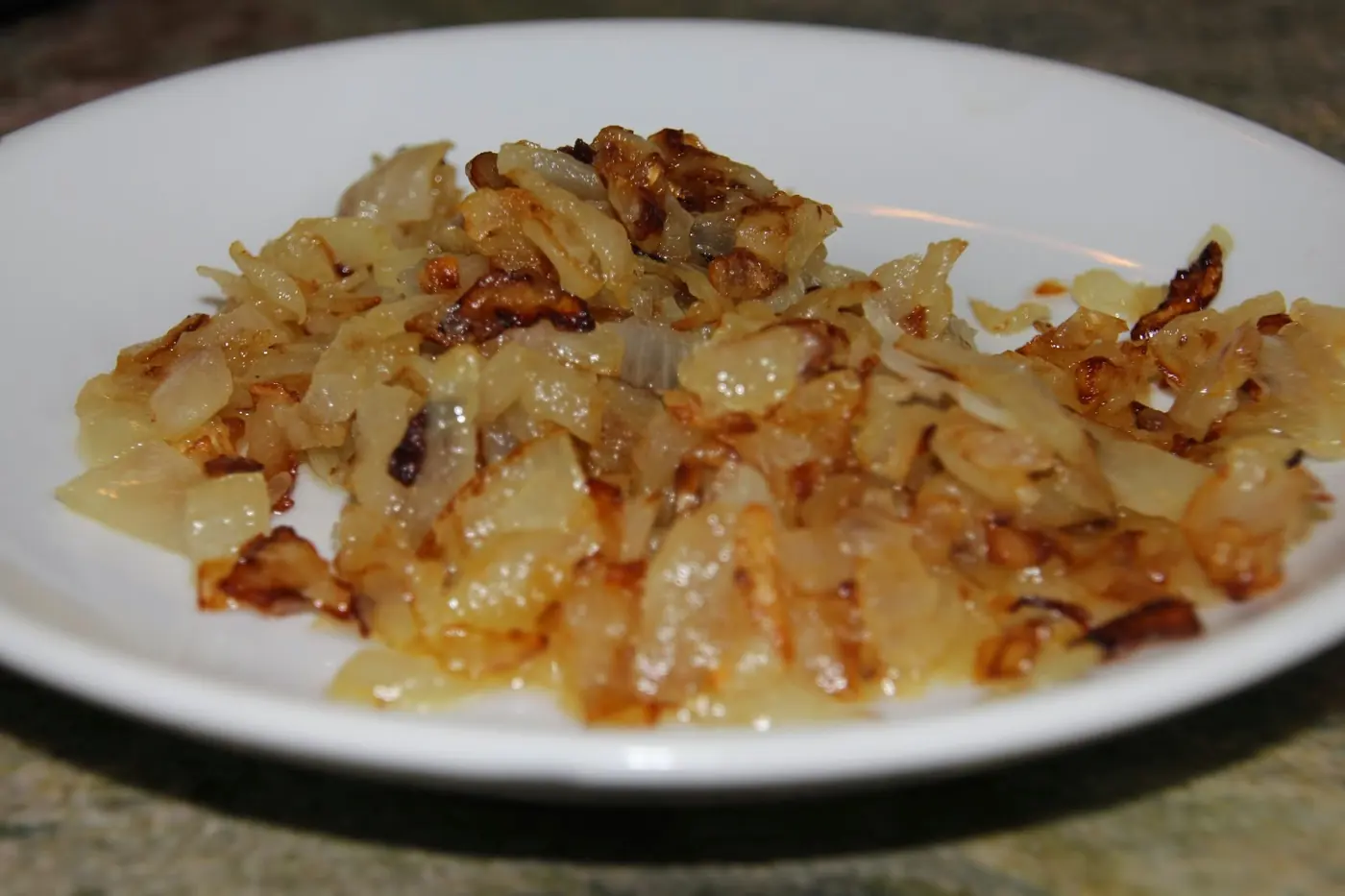 Hojaldre con bechamel, rape y gambas: foto del paso a paso
